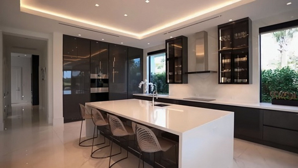 Kitchen - Beverly Hills