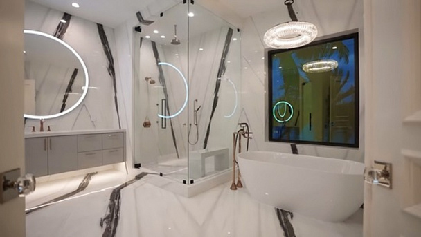 Bathroom - Pacific Palisades